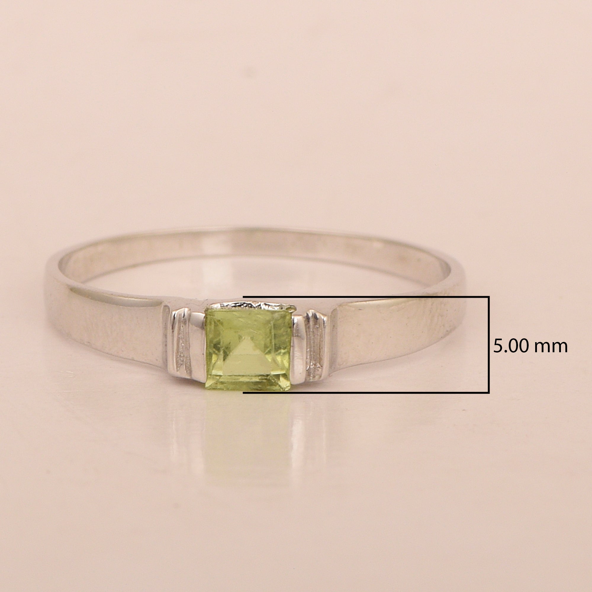 925 Sterling Silver Ring Princess Cut 4MM Peridot Wedding Stacking Ring - Kimaya INC