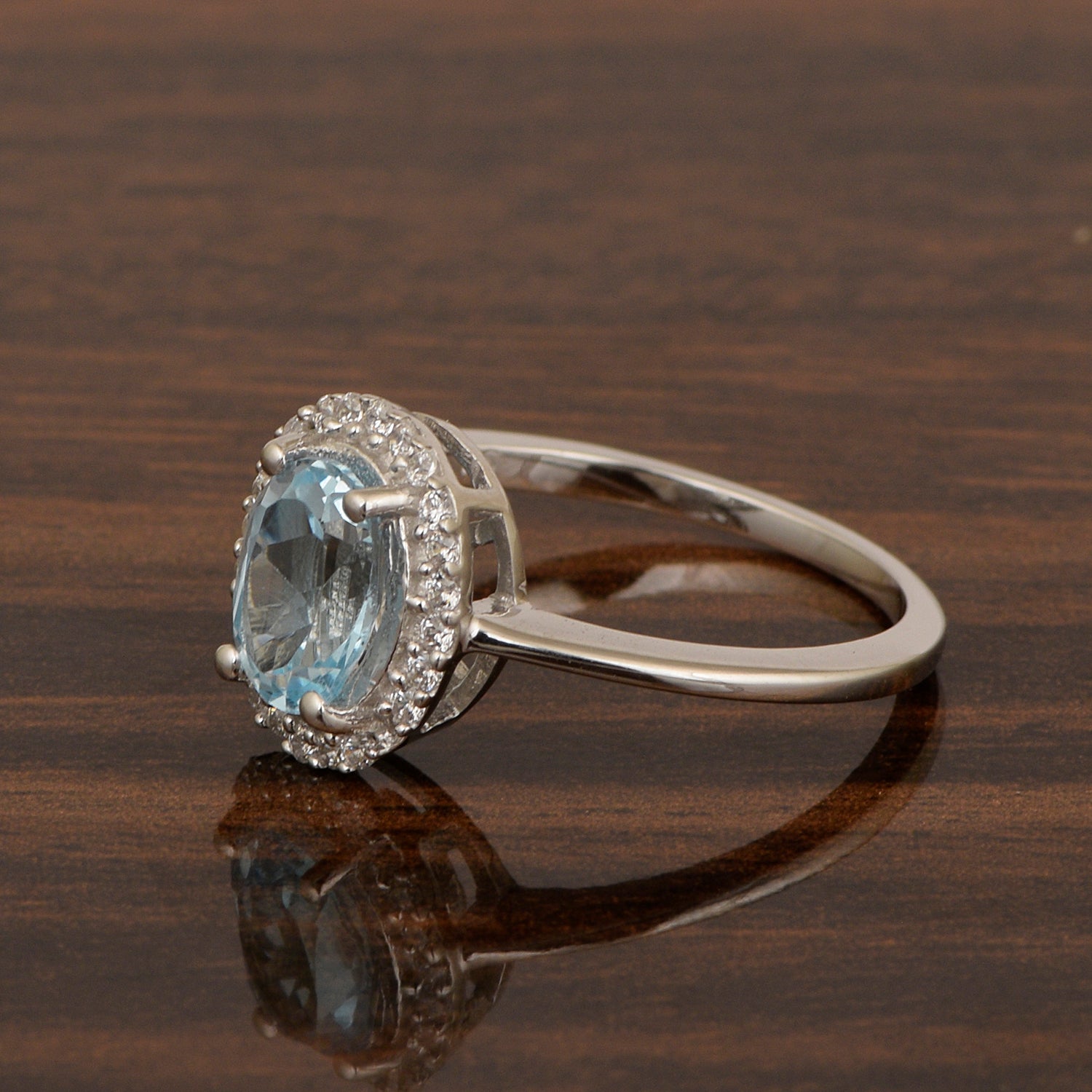 925 Sterling Silver 1.75 Ctw Oval Blue Topaz & White Accents Women Ring - Kimaya INC