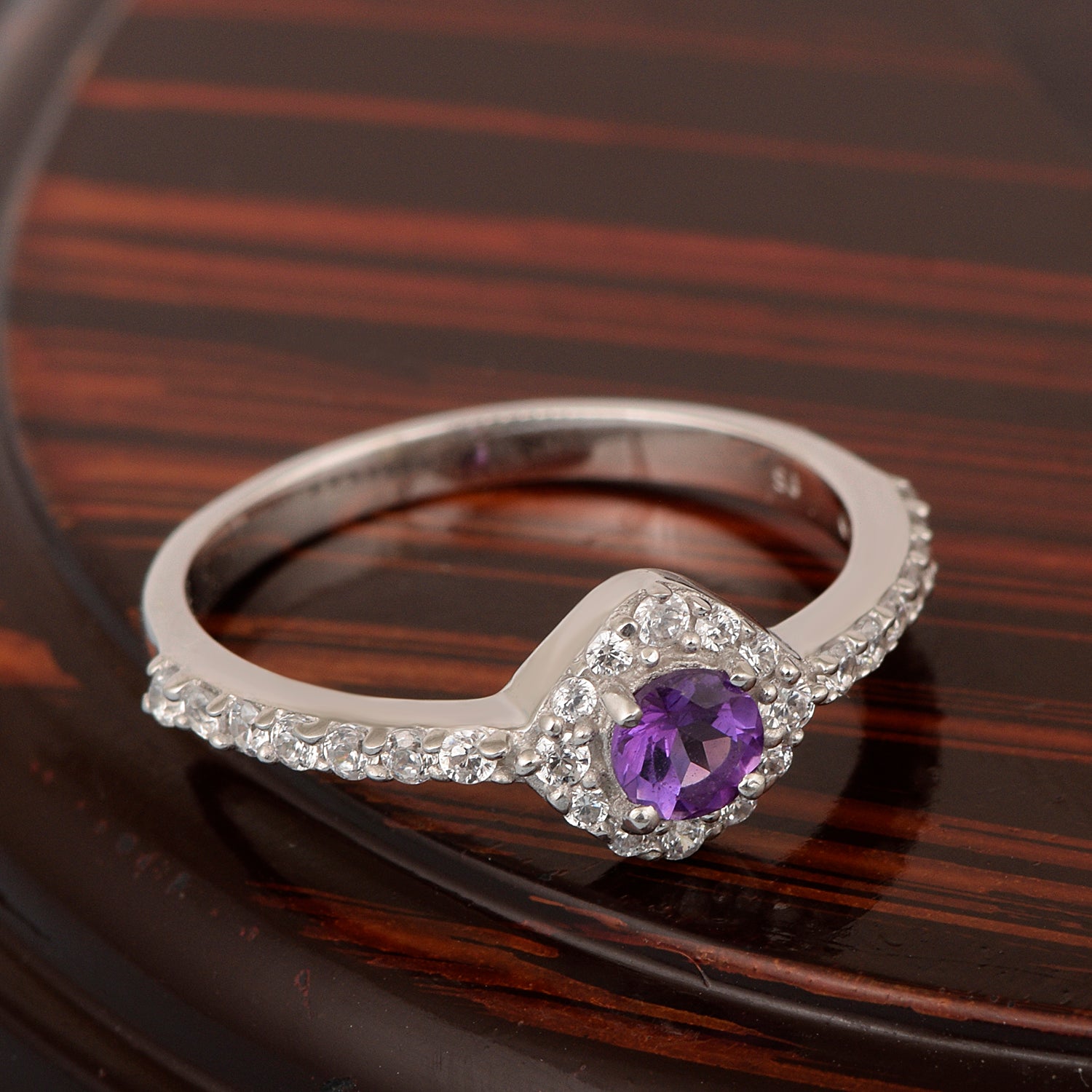 Solitaire Round 4mm Amethyst & White Accents Women Wedding Ring - Kimaya INC