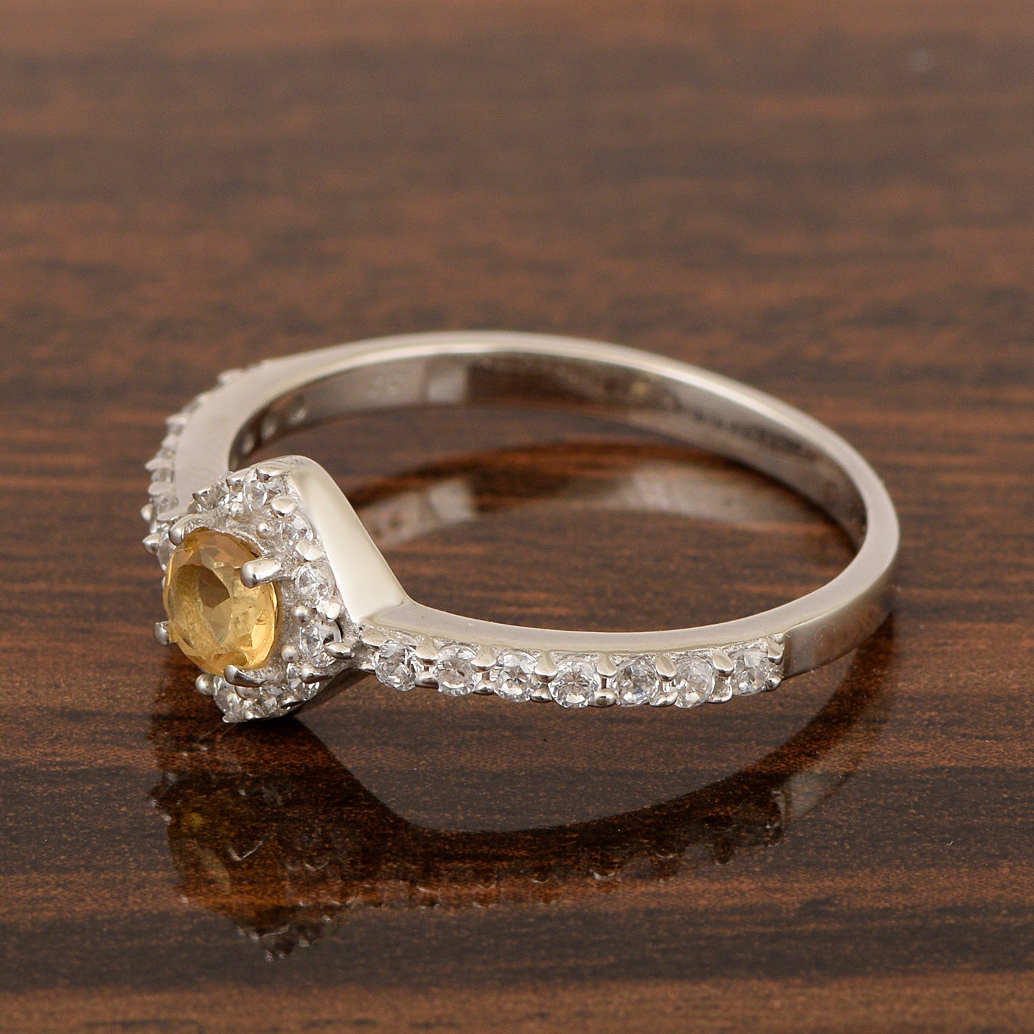 Solitaire Round 4mm Citrine & White Accents Women Wedding Ring - Kimaya INC