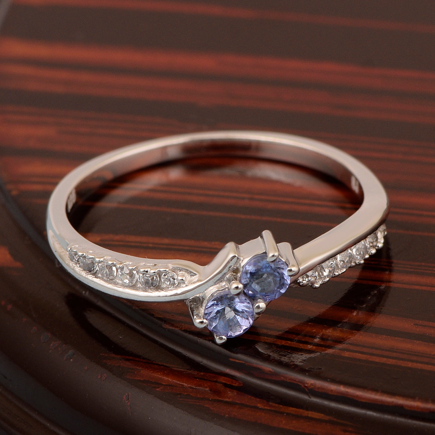 925 Sterling Silver Round 0.20 Ctw Tanzanite Women Engagement Ring - Kimaya INC