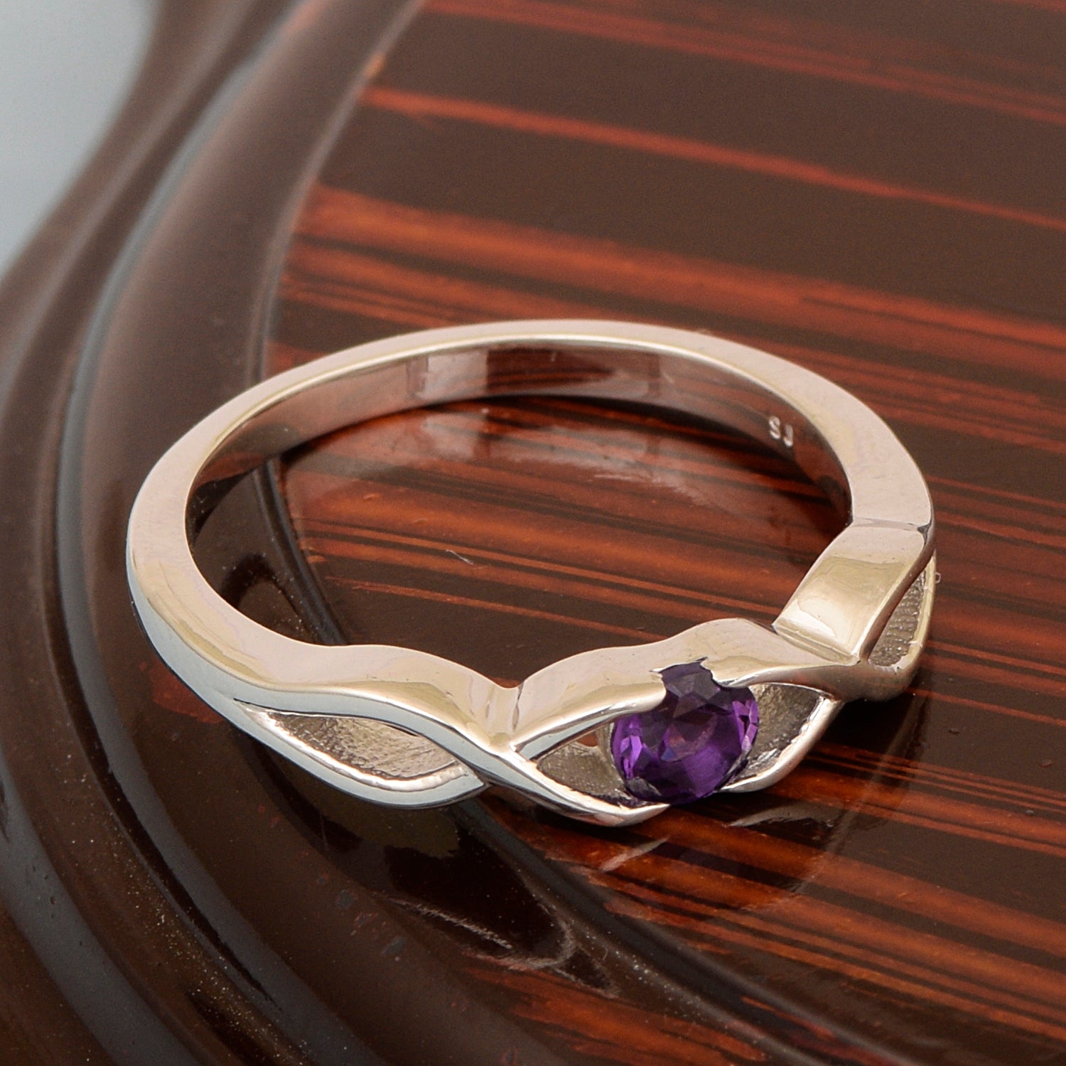 Infinity Knot Round 4mm Amethyst Women Engagement Rings - Kimaya INC