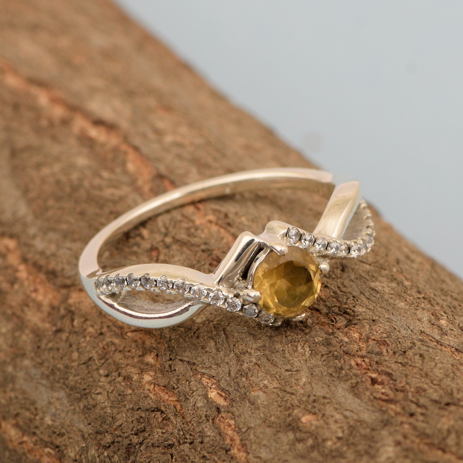 Sterling Silver Infinity Round 0.50 Ctw Citrine Women Engagement Ring - Kimaya INC