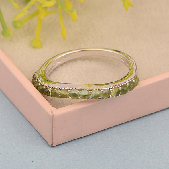 925 Sterling Silver Curve Band Round 0.75 Ctw Peridot Stacking Ring - Kimaya INC