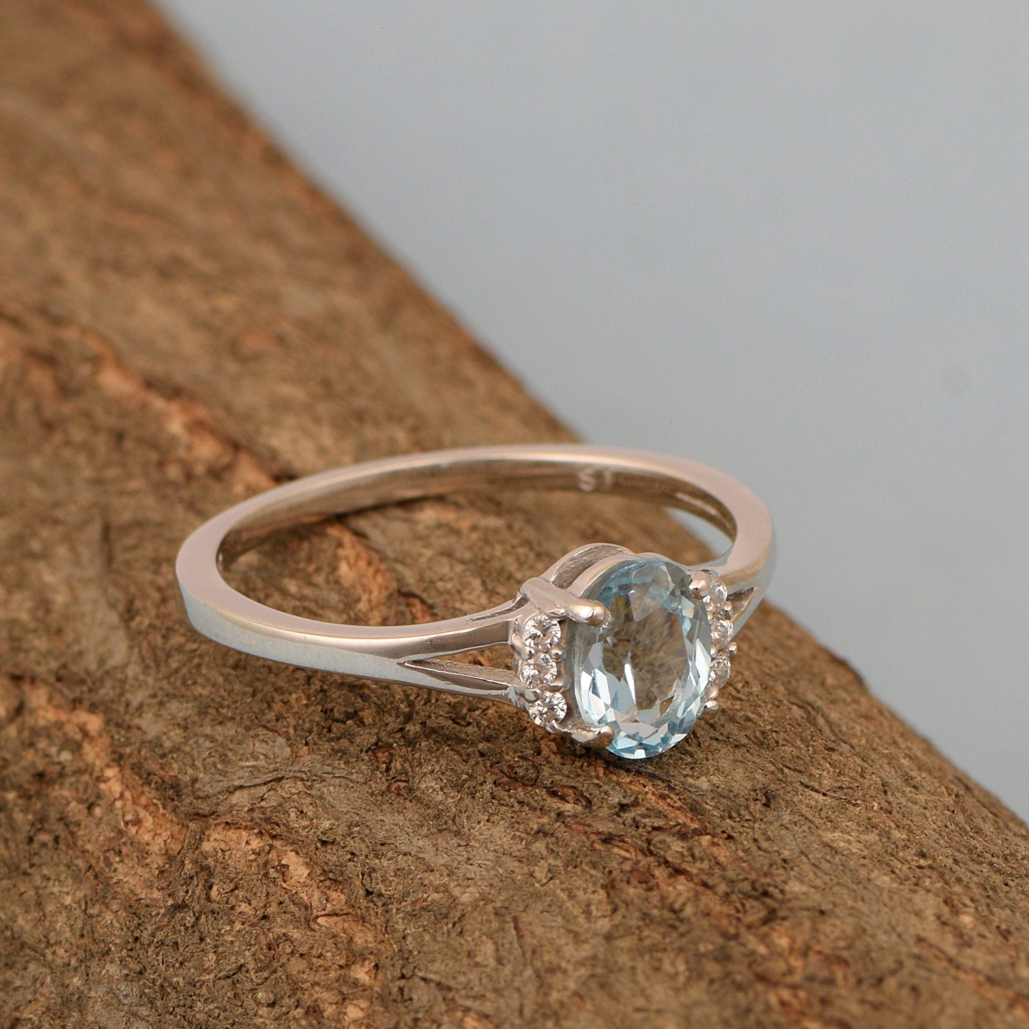 0.65 Ctw Oval Blue Topaz 925 Sterling Silver Solitaire Accents Women Wedding Ring - Kimaya INC