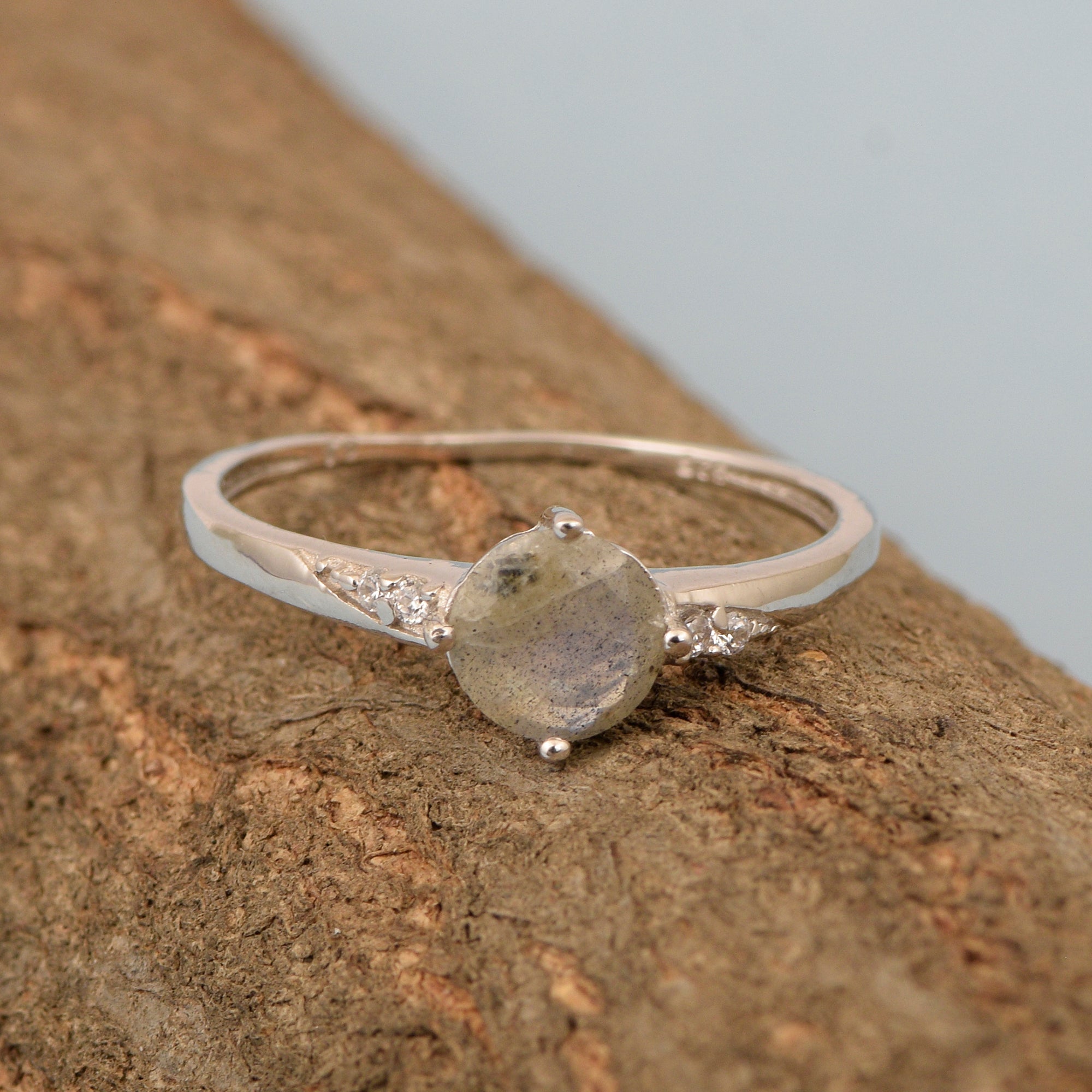 Solitaire Round Labradorite 925 Sterling Silver Women Engagement Ring - Kimaya INC