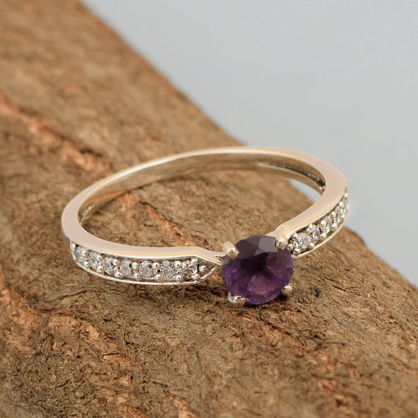 0.50 Ctw Round Cut Amethyst Solitaire Accent 925 Sterling Silver Wedding Ring - Kimaya INC