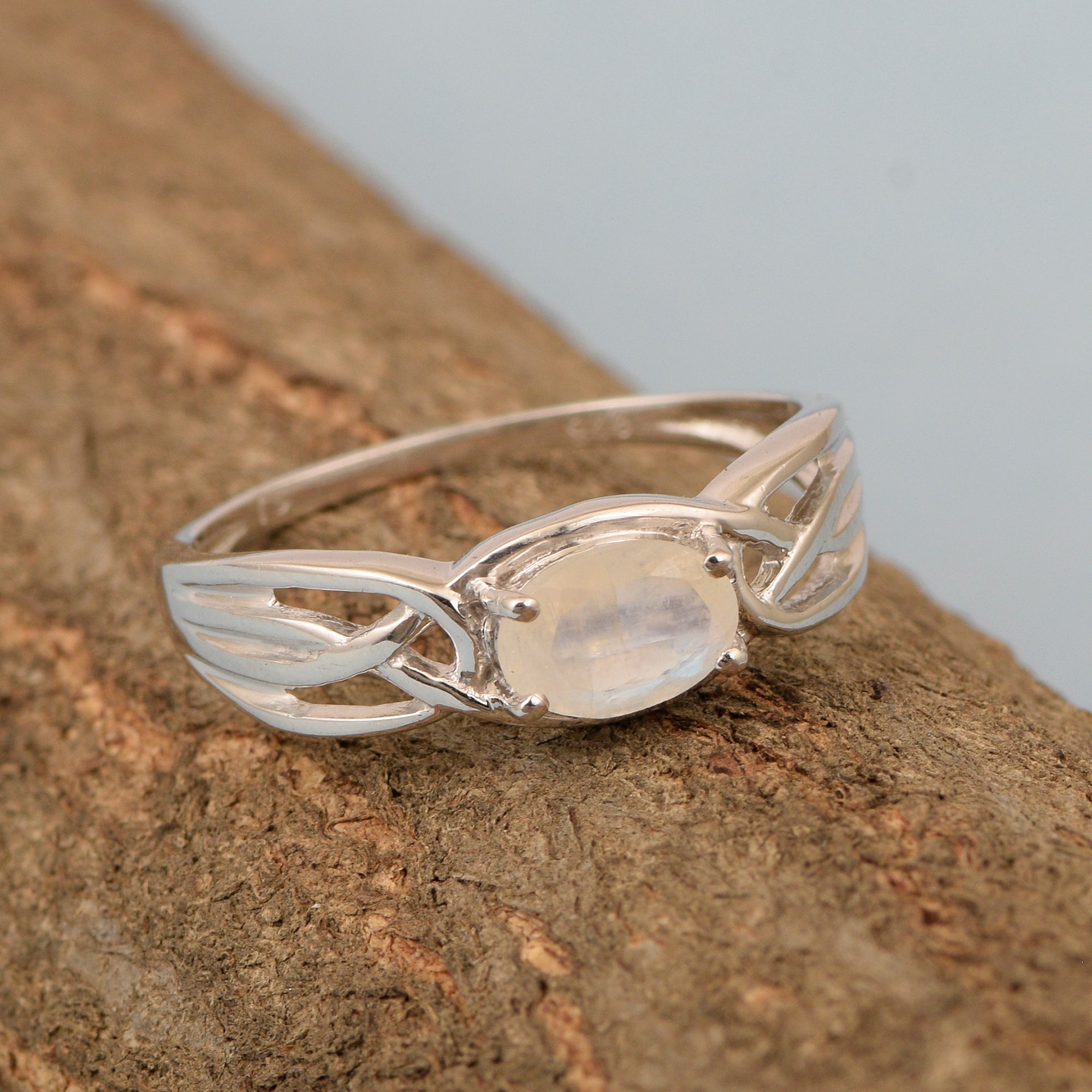 925 Sterling Silver Oval-Cut Moonstone Bridal Wedding Ring - Kimaya INC