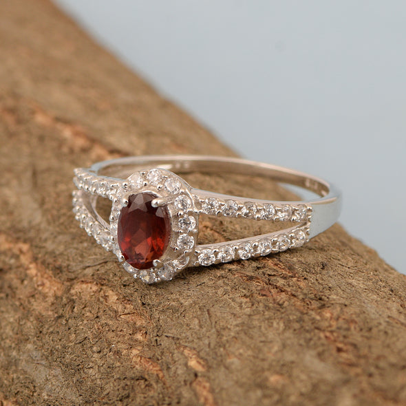 925 Sterling Silver Oval 0.50 Ctw Garnet Women Engagement Ring - Kimaya INC