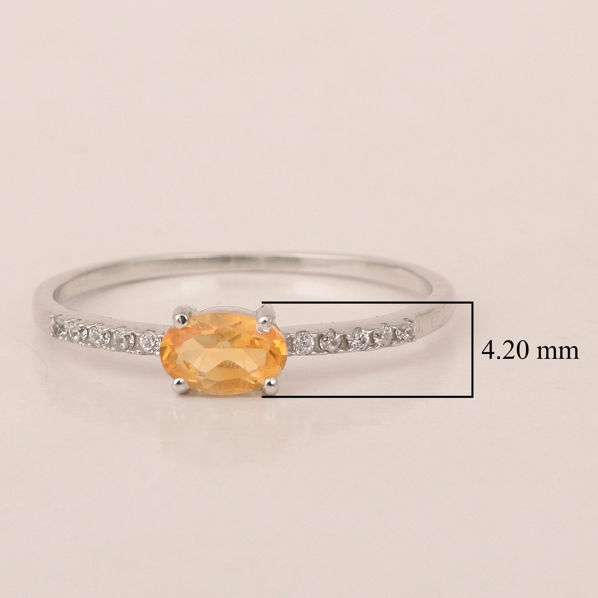 925 Sterling Silver Oval 0.65 Ctw Citrine Women Wedding Ring - Kimaya INC