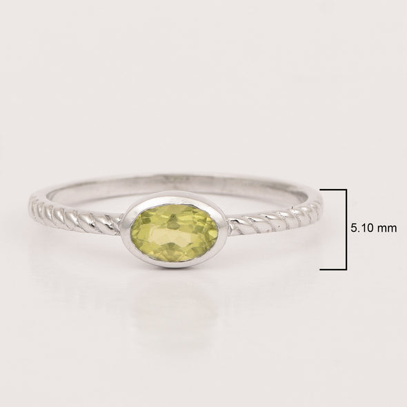 925 Sterling Silver Oval 0.35 Ctw Peridot Stackable Ring - Kimaya INC