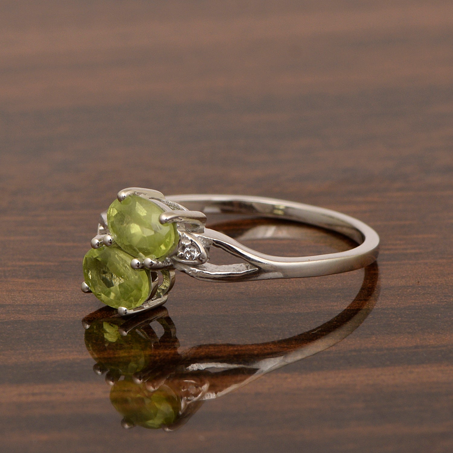 0.90 Ctw Oval Peridot 925 Sterling Silver Dual Stone Stackable Women Ring - Kimaya INC