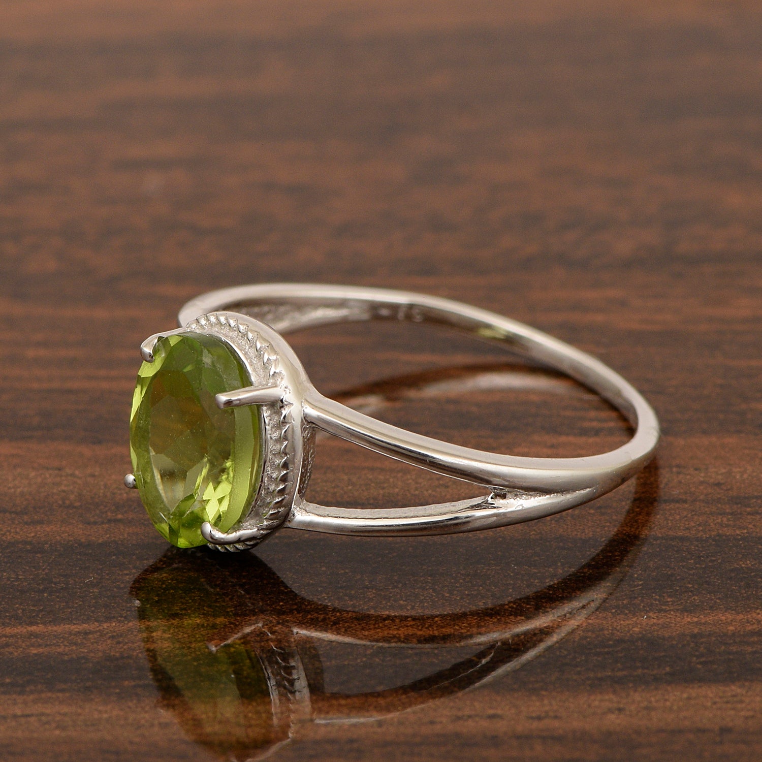 925 Sterling Silver Oval 2 Ctw Peridot Women Engagement Ring - Kimaya INC