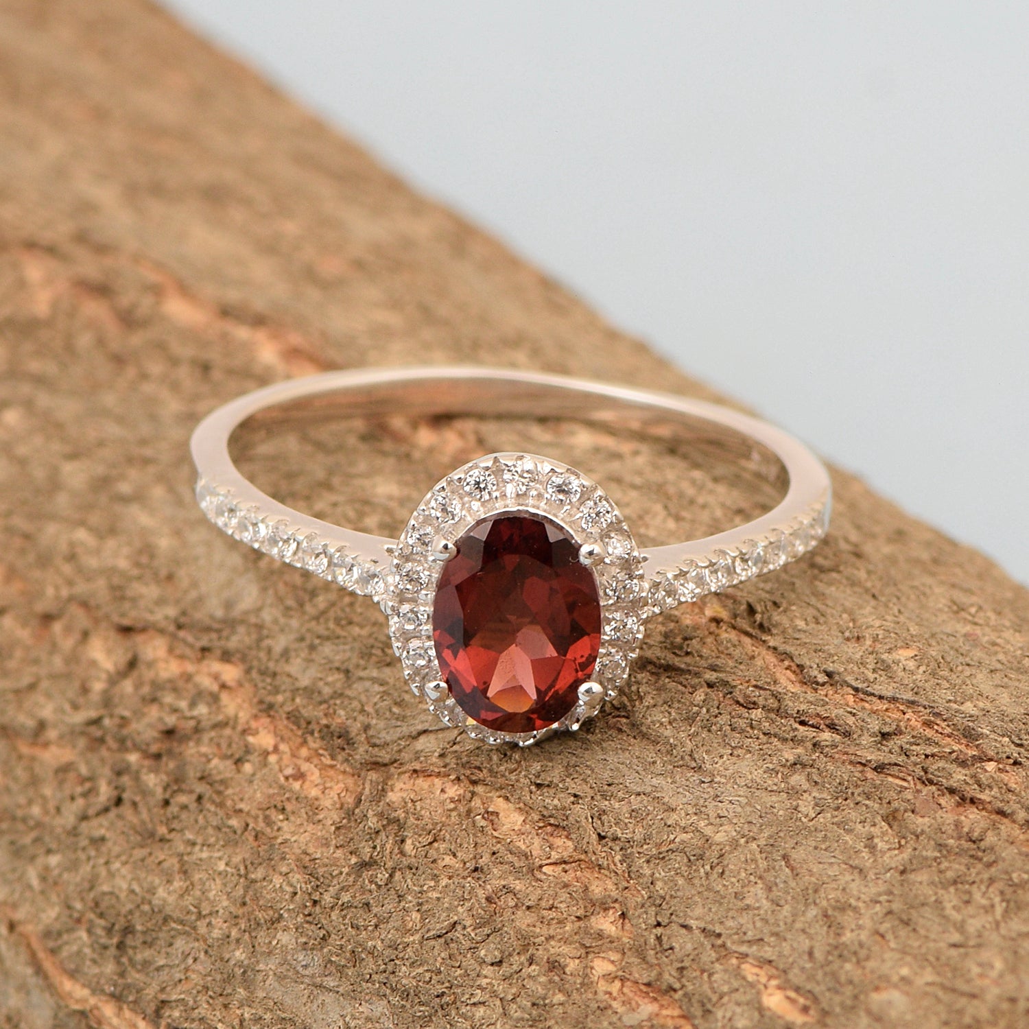 925 Sterling Silver Oval Garnet Women's Solitaire Ring - Kimaya INC