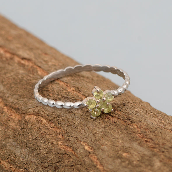 925 Sterling Silver Round 0.25 Ctw Peridot Stackable Women Ring - Kimaya INC