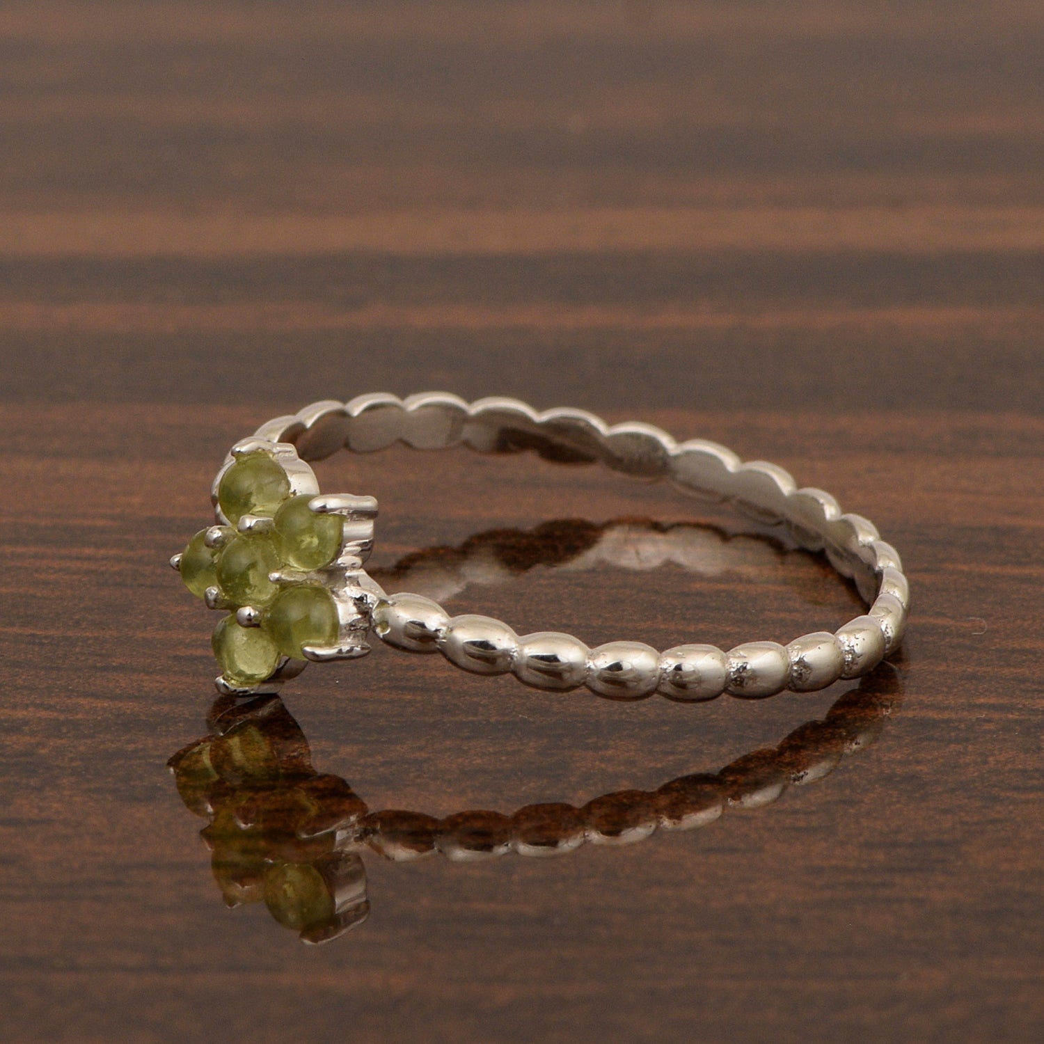 925 Sterling Silver Round 0.25 Ctw Peridot Cab Stackable Women Ring - Kimaya INC