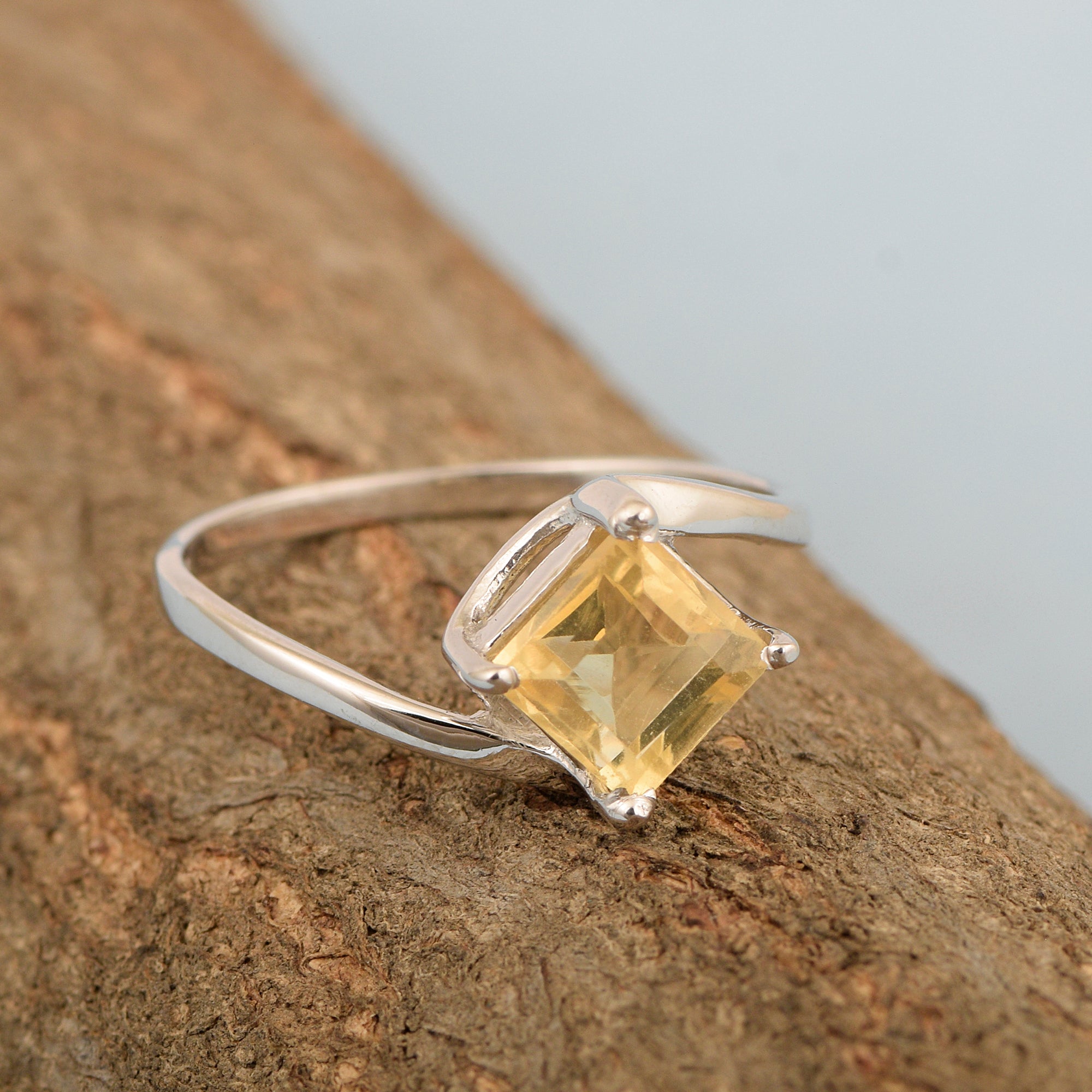 Princess Cut Square 5mm Citrine 925 Sterling Silver Wedding Ring - Kimaya INC