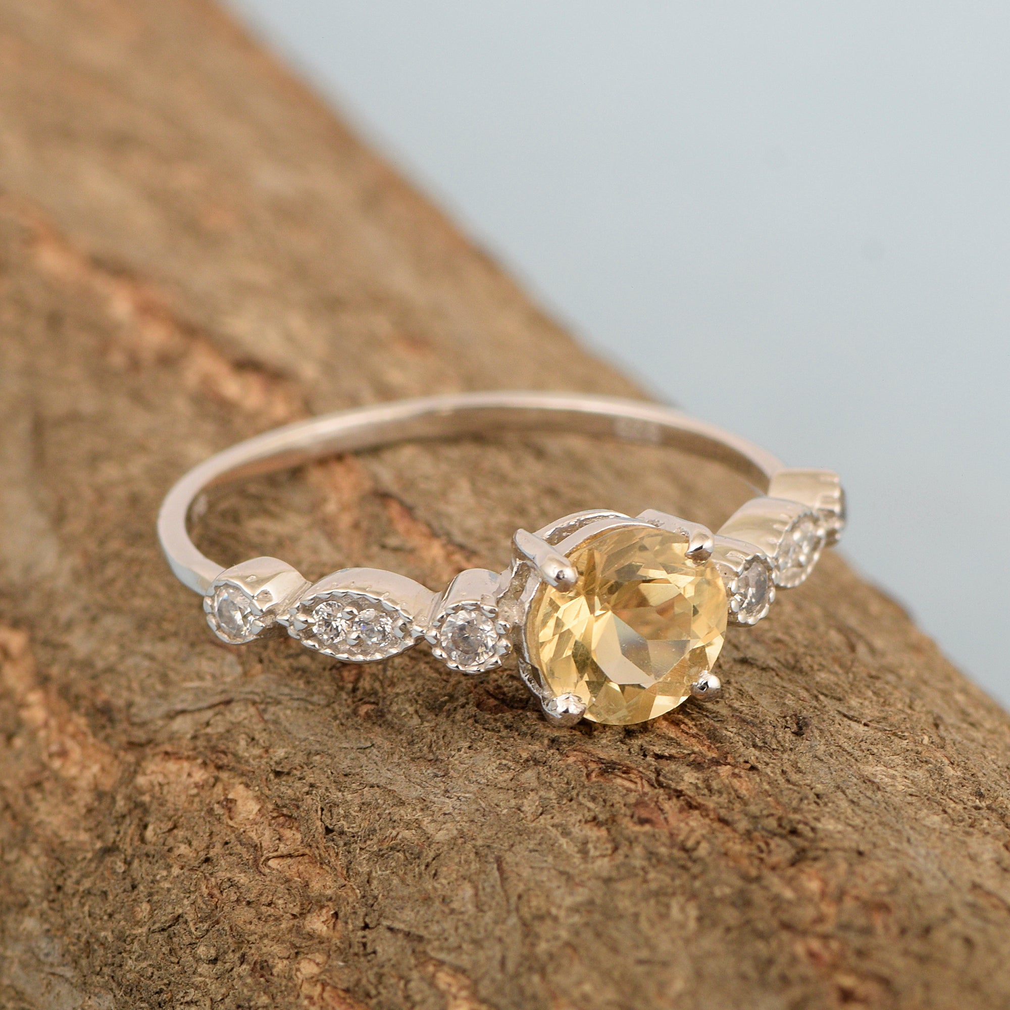 925 Sterling Silver Solitaire Round 6mm Citrine Women Ring - Kimaya INC