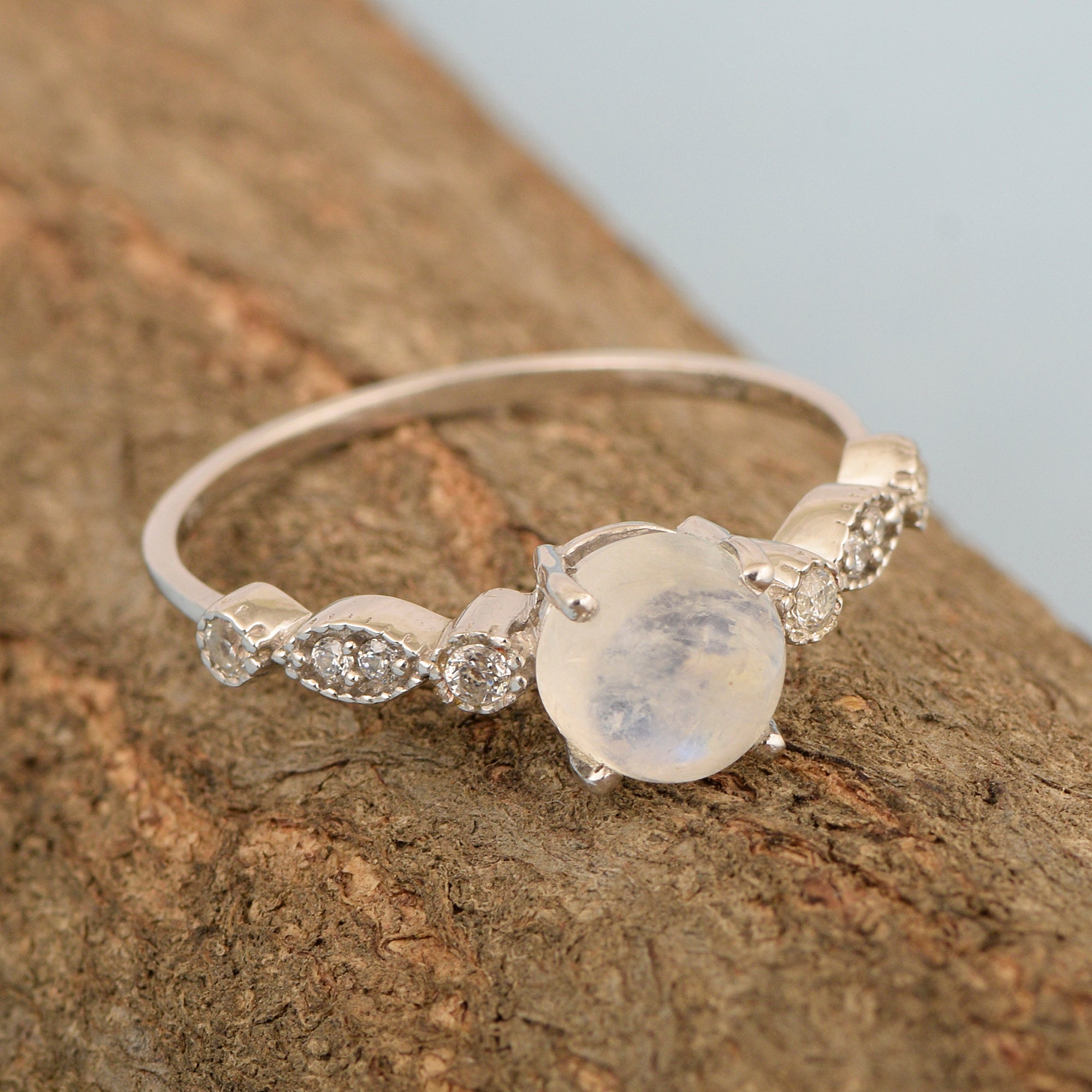 925 Sterling Silver Solitaire Round 6mm Moonstone Women Ring - Kimaya INC